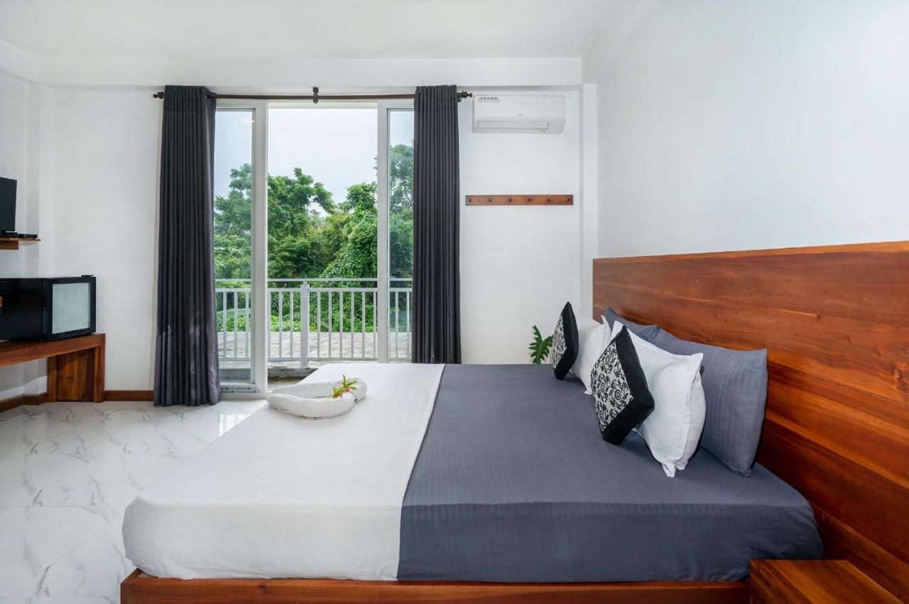 Airport Hotel By Cmb Apartments Νεγκόμπο Εξωτερικό φωτογραφία
